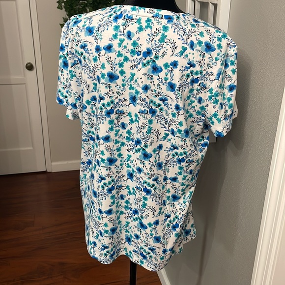 Laura Scott Floral Print Short Sleeve Shirt - Picture 3 of 10